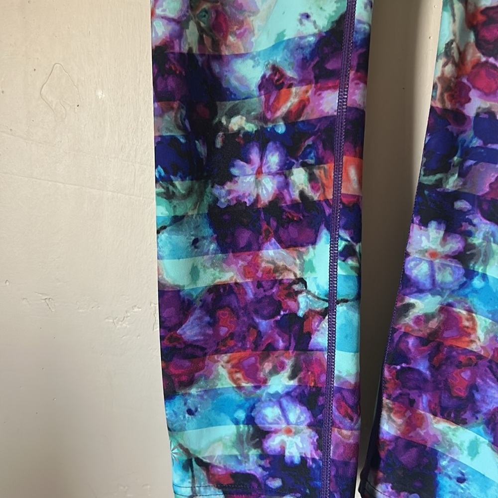 Athleta Floral Watercolor Leggings in Teal, Purple, Blue - Picture 2 of 7